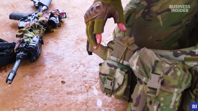 员“72小时”外出任务的武器与装备套装瓦力游戏app新西兰陆军前沿航空引导(图5)